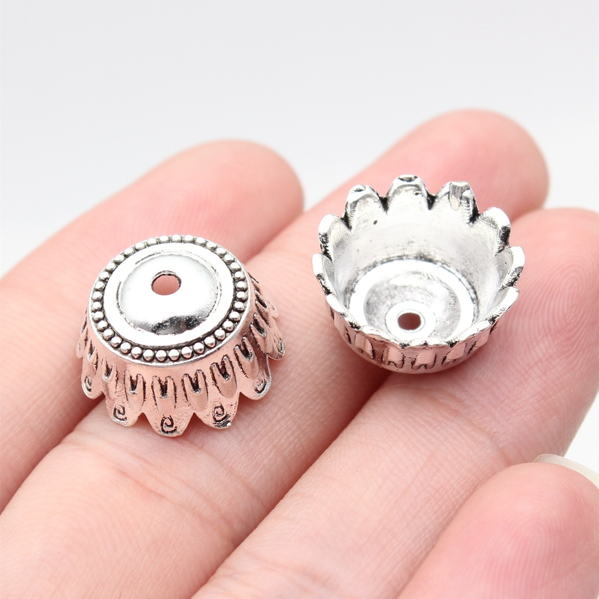 ตัวล็อคเชือกแบบโลหะพร้อมพู่ห้อ - Head Pin Assorted บทวิจารณ์และราคา