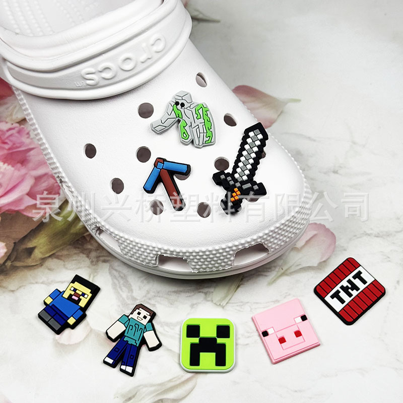 อุปกรณ์ตกแต่งรองเท้า My World  - Jewelry Making Supplies บทวิจารณ์และราคา