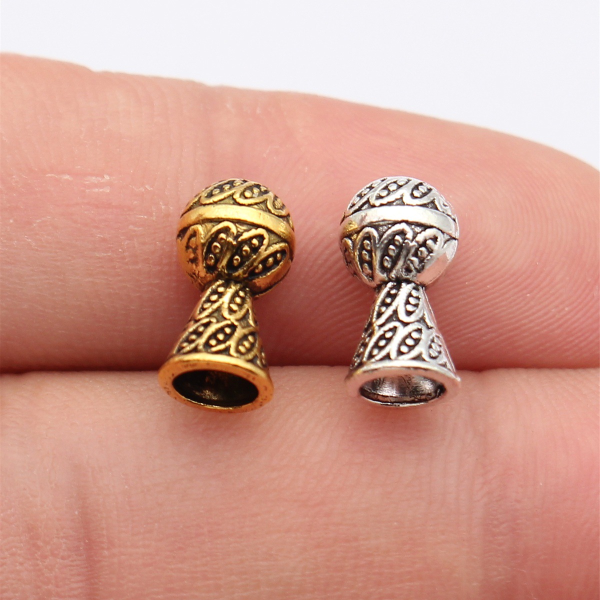 ตัวล็อคเชือกแบบโลหะพร้อมพู่ห้อ - Jewelry Making Wax บทวิจารณ์และราคา